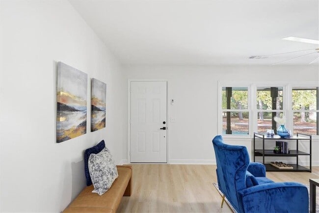 Photo - 3488 Richmond Dr SE