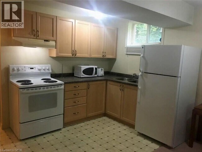 Photo - 2111 Countrystone Pl