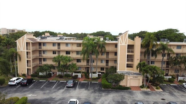 Photo - 14307 Bedford Dr Unidad 3020