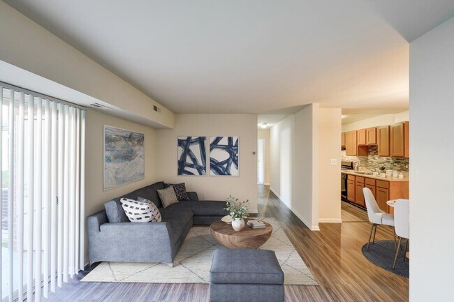 Photo - Bennington Crossings Apartment Homes