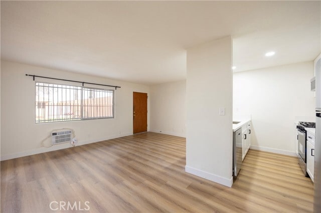 Building Photo - 115 N Walnuthaven Dr Unit 1