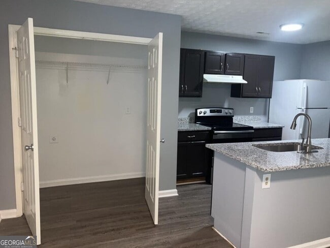 Photo - 7700 Bernardo Dr