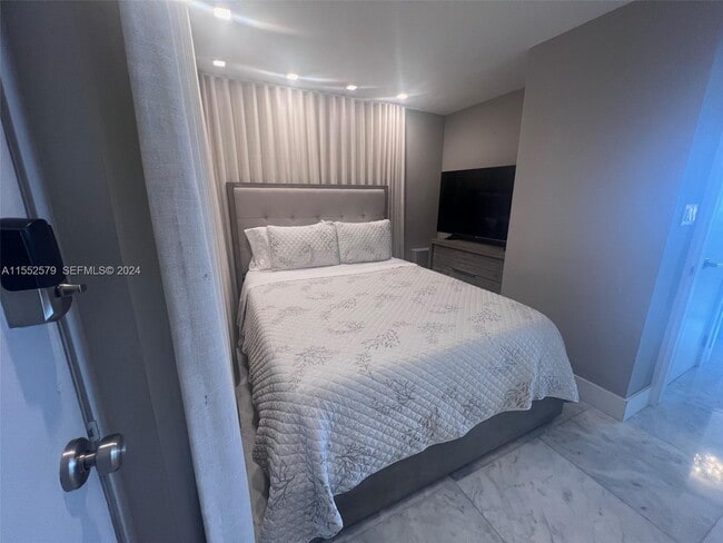 Photo - 100 Lincoln Rd Unit 1536