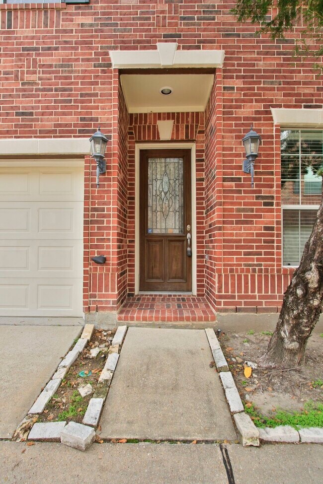 Photo - 1515 Olive Park