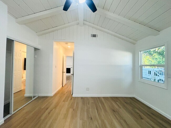 7358 Balcom Ave Unit 17750 Valerio
