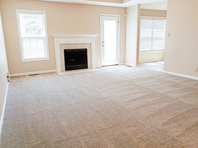 Photo - Pet Friendly Three Bedroom!