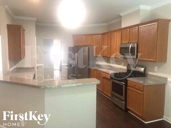 Photo - 1401 Aramore Dr SE