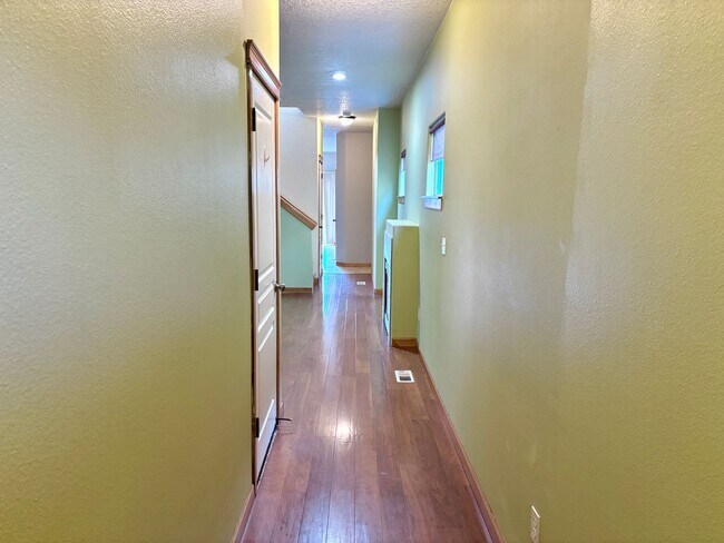 Photo - Montavilla 3 bed, 2 1/2 bath house