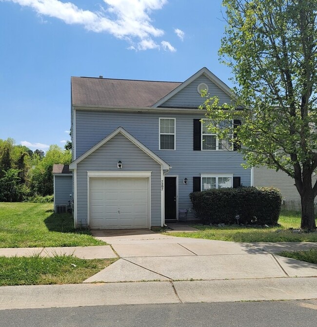 Building Photo - 7207 Hidden Creek Dr