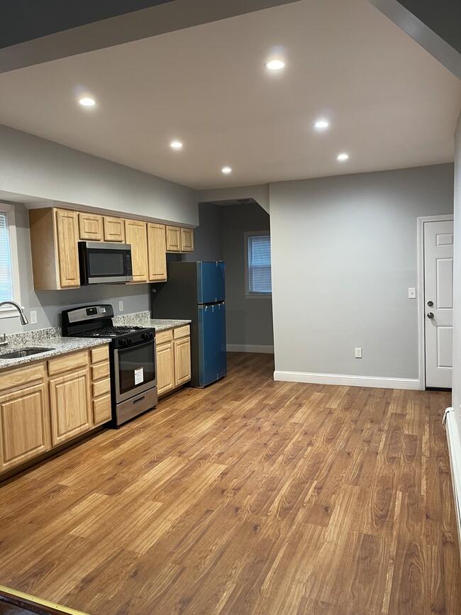 Photo - 26 Babson St