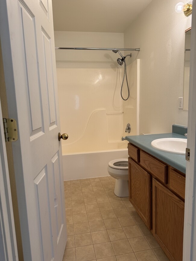 Photo - 210 Show PlaceUnit C