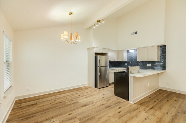 Photo - 2305 55th St Unidad 4