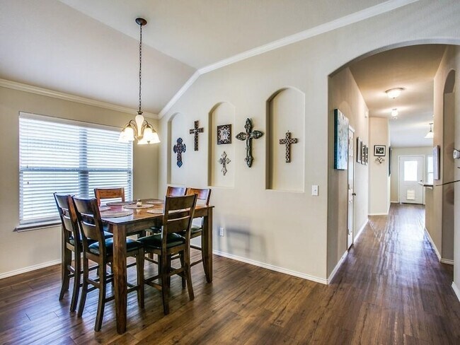 Photo - 10333 Bradshaw Dr