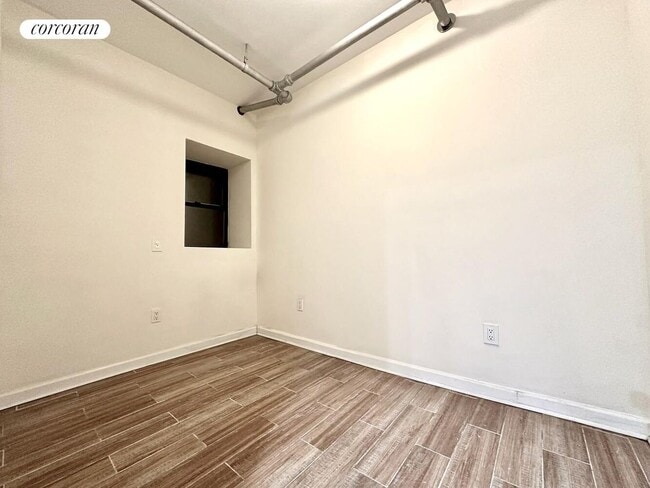 Photo - 200 W 119th St