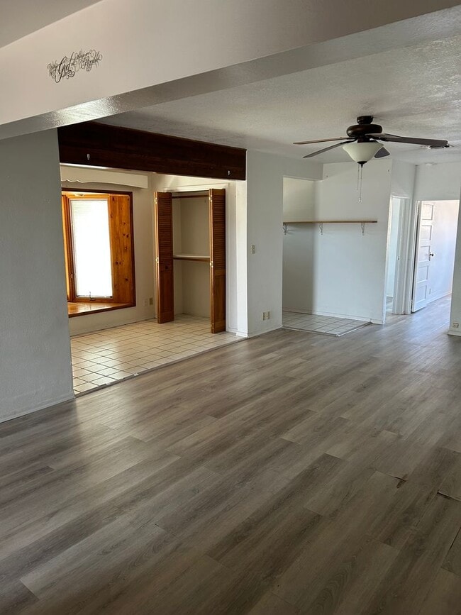 Photo - Winslow 2 Bedroom Rental