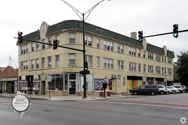 Building Photo - 3153 N Long Ave Rental
