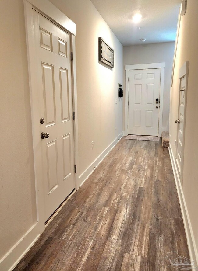 Photo - 1512 Iroquois Ct