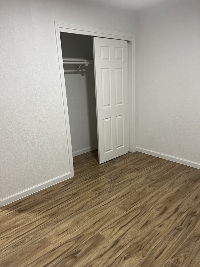 Photo - 5120 W Lamona Ave