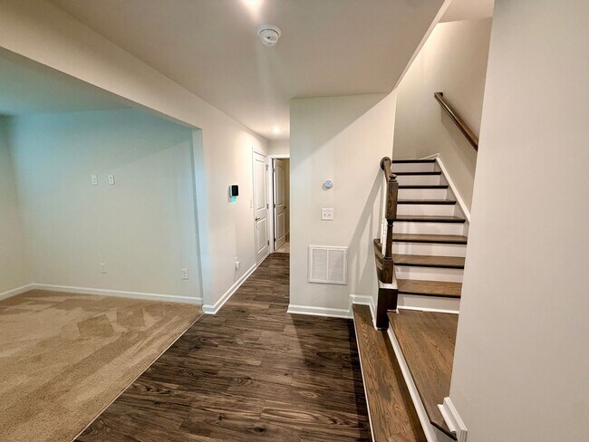 Photo - 1214 Ashbury St