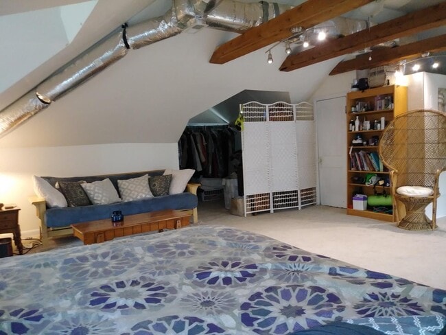 Photo - 1843 Oxford Ave SW Unit Grandin Village Room #3