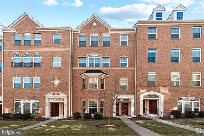 Building Photo - 15151 Leicestershire St Rental