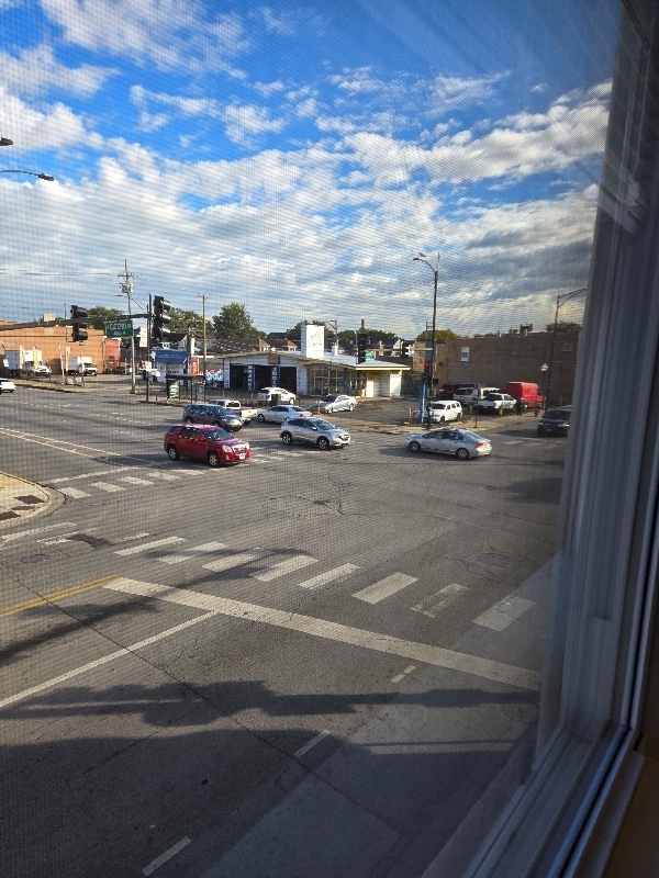 Photo - 4801 W Armitage Ave Unidad 2nd floor