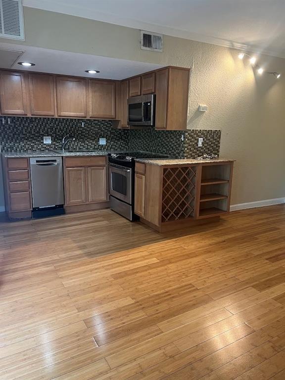 Photo - 2704 San Pedro St Unidad 12