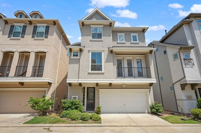 Photo - 2021 Cambridge Heights Pl