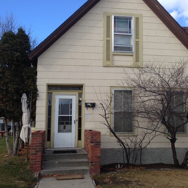 Photo - 400 N Rodney St Unit Upstairs