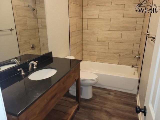 Photo - 3000 Thomas Ave