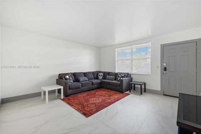 Photo - 1780 79th Street Causeway Unidad C111