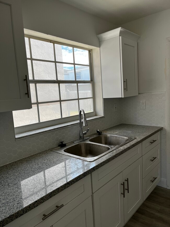 Photo - 13926 SW 160th Ter