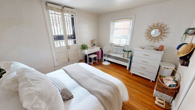 Photo - 1725 Spruce St Unit 3