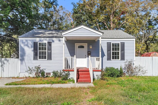 Charming North Charleston Home - Charming North Charleston Home