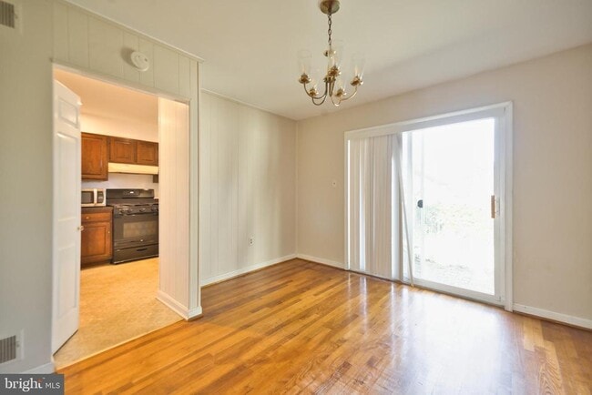 Photo - 800 Rosemere Ave