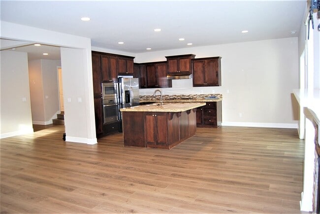 Photo - 4 Bedroom 2.5 Bath Home Sherwood OR