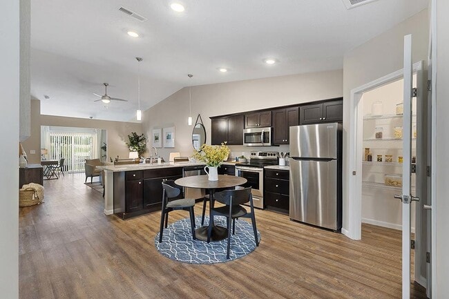 Spacious Kitchens with Breakfast Bar and Room for a Table - Redwood Kent Tallmadge Road