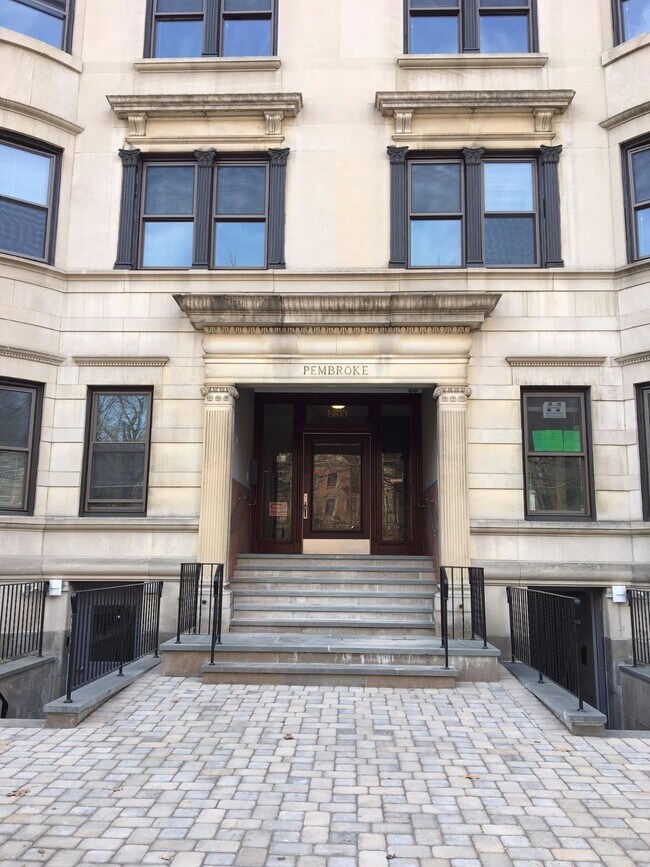 Photo - 1500 Beacon St Unit 32