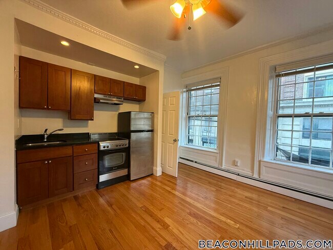 Building Photo - 24 Joy St Rental
