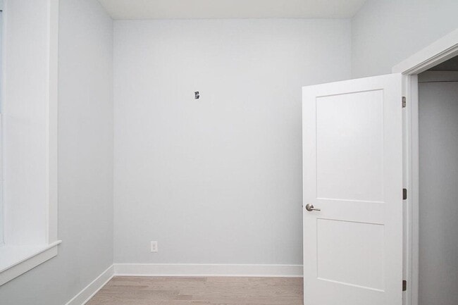 Photo - 2808 W Oxford St Unit 1
