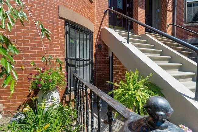 Photo - 83 Appleton St Unit 1
