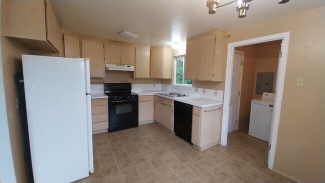 Photo - Charming 3BR/2BA Home Minutes to Sea-Tac Airport