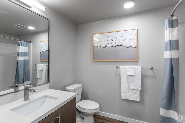 Estudio - 449SF - Park Place Apartments