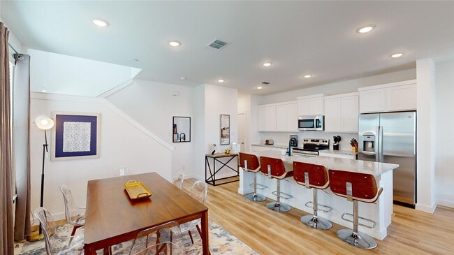 Photo - 4106 Hartley Wy