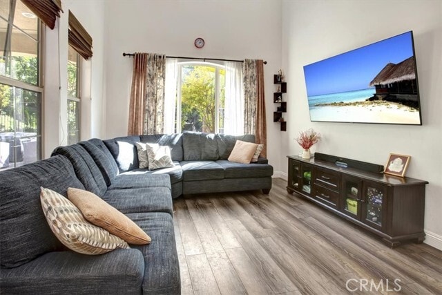 Photo - 83 Prominence