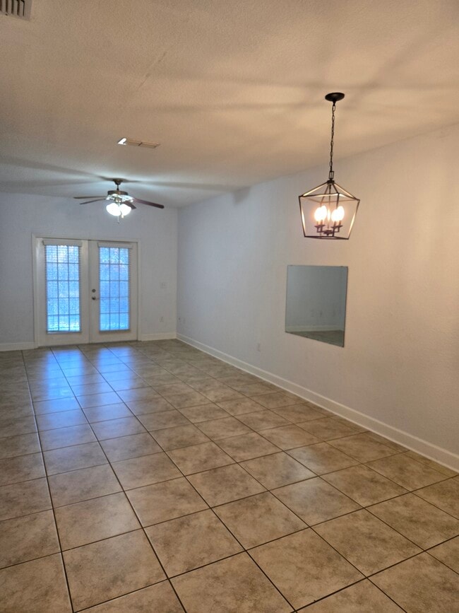 Photo - 2508 SW 35th Pl Unit 82