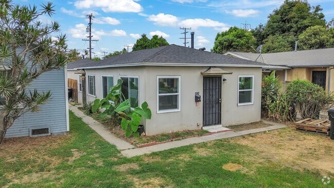 Building Photo - 6324 Gallant St Rental