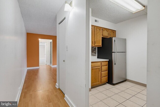 5911 Tamar Dr Unit 6 R30
