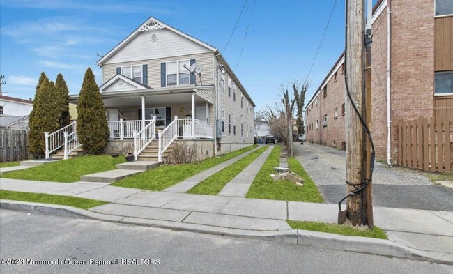 Building Photo - 1317 Washington Ave Rental