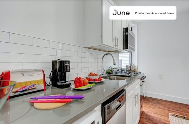 Photo - Room in Shared 3.0 bed/1 bath home